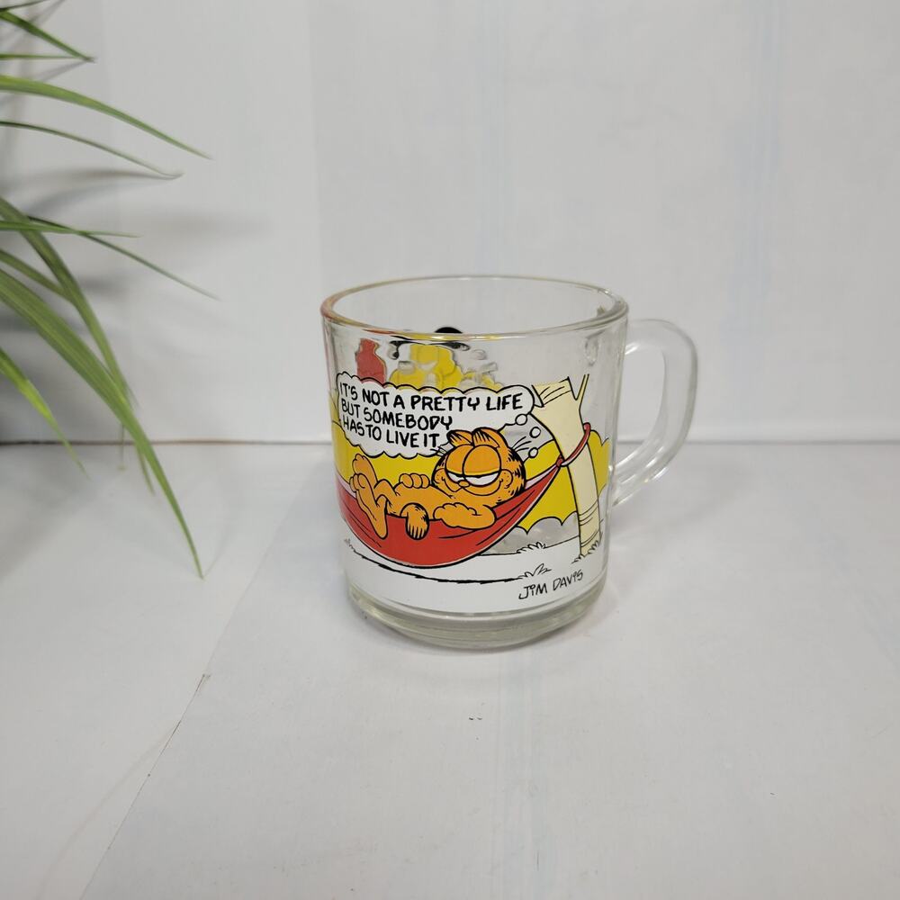 Vintage Garfield & Odie Mug McDonalds 1978 It's Not a Pretty Life